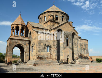 St. Hripsime Orthodoxe Kirche Echmiadzin - Wagharszapat Armenien Stockfoto