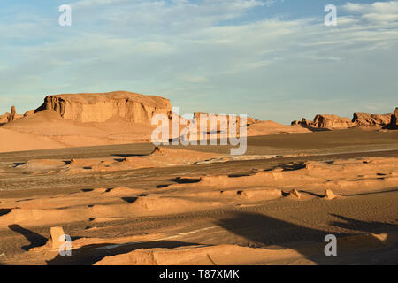 Die gigantischen Felsformationen auf der LUT-Wüste Dasht-e Lut die heißesten und trockensten Orte auf dem Planeten, suchen Sie in der Nähe von Kerman, Iran. Stockfoto