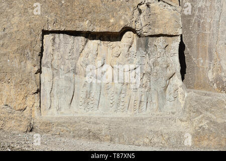 Entlastung der König und die Königin, die in der antiken Nekropole Naqsh-e Rustam im Pars, Shiraz, Iran. Stockfoto