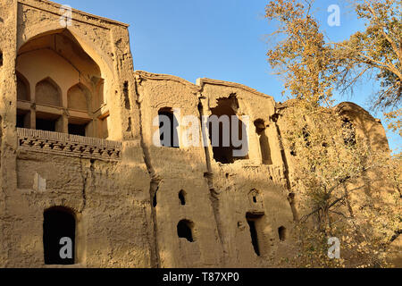 Cumbling Mud-brick Dorf Kharanaq, Seidenstrasse Yazd, Iran. Stockfoto