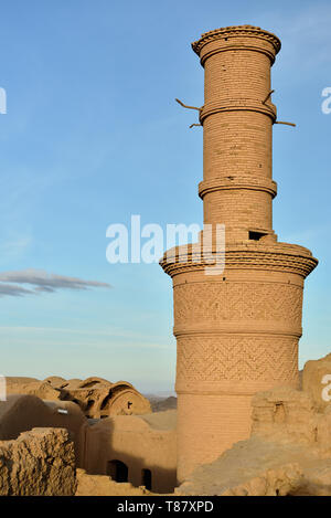 Der qajar-Ära Moschee, 17. Jahrhundert schütteln Minarett, Seide Roadoad Kharanaq, Iran. Stockfoto