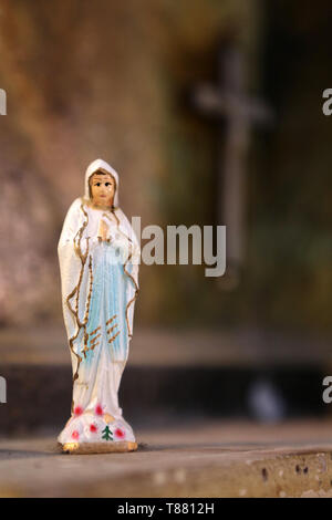 Vierge-Marie. Eglise Notre-Dame de la Schlucht. Les Contamines-Montjoie. /Jungfrau Maria. Kirche Unserer Lieben Frau von der Schlucht. Contamines-Montjoie. Stockfoto