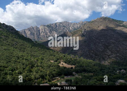 Blick auf die Berge von Corte, Korsika, Frankreich Stockfoto