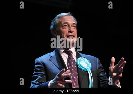 Brexit-Chef Nigel Farage, während auf dem europäischen Wahlkampf Trail in Durham. Stockfoto