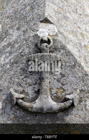 Nautische Marker auf ein Grab. Anker. Stockfoto