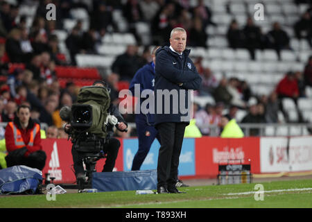 Sunderland, Großbritannien. 11. Mai 2019. Portsmouth Manager Kenny Jackett während der Sky Bet Liga 1 Play off Halbfinale, Hinspiele Übereinstimmung zwischen Sunderland und Portsmouth im Stadion des Lichts, Sunderland am Samstag, den 11. Mai 2019. (Credit: Mark Fletcher | MI Nachrichten) Stockfoto