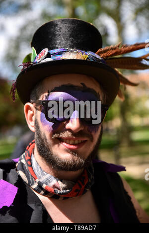 Russell Square, London, UK. 12. Mai 2019. Pagan Pride London 2019, eine jährliche Veranstaltung in Russell Square, heidnischen Kultur zu fördern. Quelle: Matthew Chattle/Alamy leben Nachrichten Stockfoto