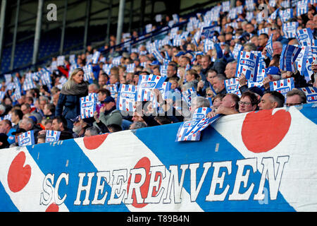 HEERENVEEN, 12-05-2019, Abe Lenstra Stadion, Saison 2018 - 2019, niederländische Eredivisie, Verfechter von Heerenveen auf den Ständen während des Spiels Heerenveen - NAC. Stockfoto