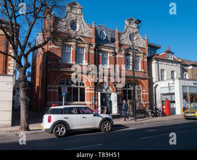 Großbritannien, England, Surrey, Surbiton Victoria Road Stockfoto