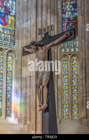 Leiria/Portugal - 04 04 2019: Blick auf die Statue von Christus in der gotischen Kirche auf das Kloster von Batalha, Mosteiro da Batalha, buchstäblich die Stockfoto