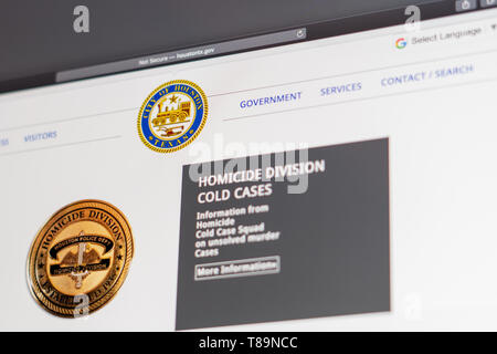 Miami/USA, 05.11.2019: Houston Police Department Website Homepage. In der Nähe von Polizei Dept Logo. Kann als illustrative für Nachrichtenmedien oder othe verwendet werden. Stockfoto