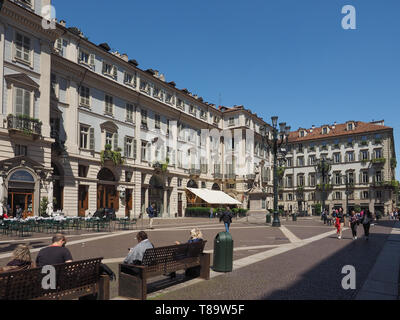 TURIN, Italien - ca. Mai 2019: Piazza Carignano Square Stockfoto