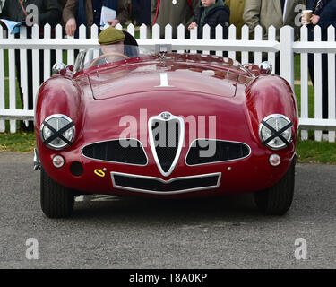 Christopher Mann, Alfa Romeo Disco Volante, Peter Collins Trophäe, Sportwagen Rennen, 1948 bis 1955, 77 Mitglieder treffen, Goodwood, West Sussex, Engla Stockfoto