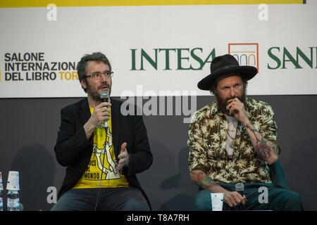 Turin, Italien. 11. Mai, 2019. Lorenzo Jovanotti, Gäste während der xxxii Turin International Book Fair in Lingotto Fiere am 11. Mai 2019 in Turin, Italien. Credit: Antonio Polia/Pacific Press/Alamy leben Nachrichten Stockfoto