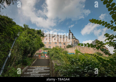 Marburg, Deutschland - 27. August 2017: Marburger Schloss (landgrafenschloss) oben am Schlossberg in der deutschen Stadt Marburg Stockfoto