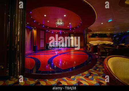 Boleros (Lounge und Bar mit lateinischem Flair), Anthem of the Seas, Royal Caribbean Cruise Ship Stockfoto