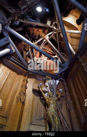 Frankreich, Seine-Maritime, Pays de Caux, Allouville Bellefosse, im 9. Jahrhundert Eiche ist die Älteste in Frankreich, beherbergt es in seinem Stamm zwei kleine Kapelle Stockfoto