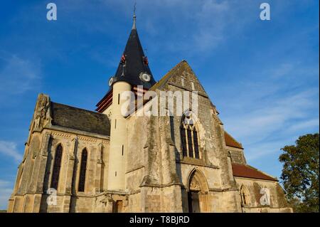 Frankreich, Calvados, Pays d'Auge, Beaumont en Auge, Saint Sauveur (St. Heiland) Kirche Stockfoto