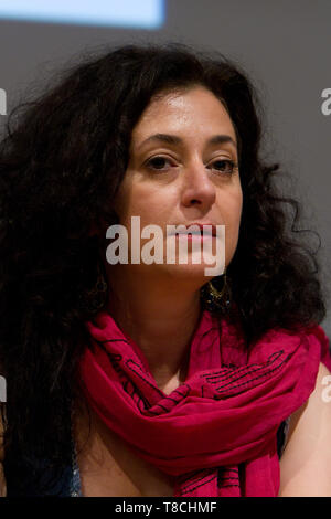 Turin, Italien. 11. Mai, 2019. Türkische Journalist und Autor Ece Temelkuran ist Gast von 2019 Torino Buch Fair Credit: Marco Destefanis/Pacific Press/Alamy leben Nachrichten Stockfoto