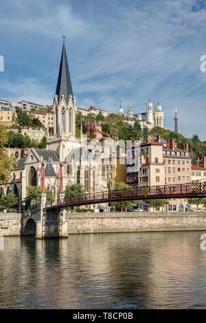 Lyon, Saone, Passerelle St Georges und Eglise Saint Georges - Lyon, Saone, Passerelle St Georges und Saint Georges Kirche Stockfoto