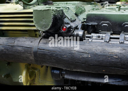 Rückseite eines militärischen Tank Ansicht schließen Stockfoto