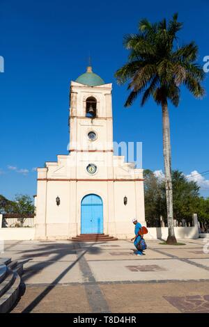 Kuba, Provinz Pinar del Rio, Vinales, Tal von Vinales Vinales National Park, ein UNESCO Weltkulturerbe, die Dorfkirche von Vinales Stockfoto