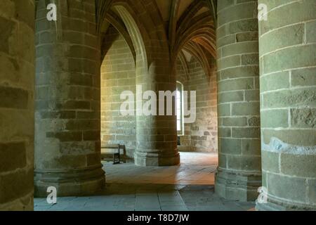 Frankreich, Manche, der Mont-Saint-Michel, der Krypta der Big-Säulen Stockfoto