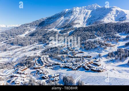 Frankreich, Savoyen, Valmorel, Massiv der Vanoise, Tarentaise, Blick auf creve Tete (2342m), (Luftbild) Stockfoto