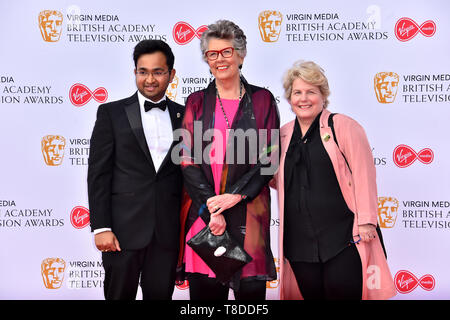 Rahul Mandal, Prue Leith und Sandi Toksvig Teilnahme an der Virgin Media BAFTA TV Award, in der Royal Festival Hall in London statt. Stockfoto