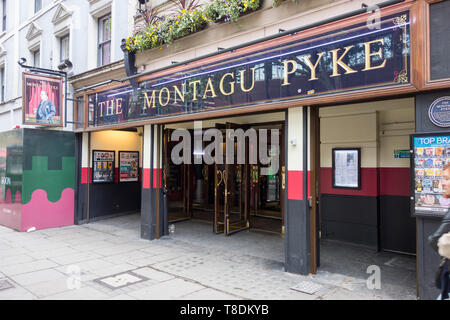 Das Montague Pyke Public House, ein Pub der Wetherspoons-Kette, an der Charing Cross Road, Soho, London, WC2, Großbritannien Stockfoto