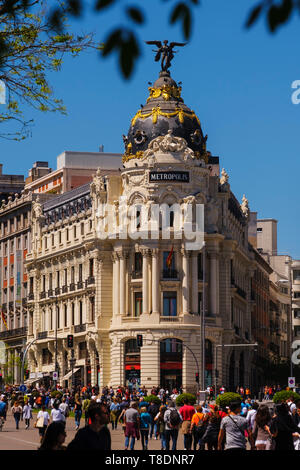 Metropolis Gebäude an der Gran Vía, Madrid Stadt. Spanien, Europa Stockfoto