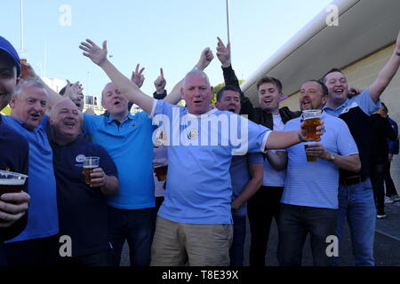 Brighton, UK. 12. Mai 2019. Manchester City Football fans feiern ihren Verein gewann den Titel in der Premier League. Credit: Grant Rooney/Alamy leben Nachrichten Stockfoto