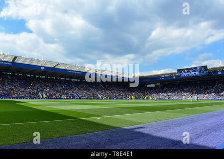 Leicester, Großbritannien. 12. Mai 2019. Volles Haus beim Premier League Spiel zwischen Leicester City und Chelsea für die King Power Stadion. Nur die redaktionelle Nutzung, eine Lizenz für die gewerbliche Nutzung erforderlich. Foto darf nur für Zeitung und/oder Zeitschrift redaktionelle Zwecke verwendet werden. Credit: MI Nachrichten & Sport/Alamy leben Nachrichten Stockfoto