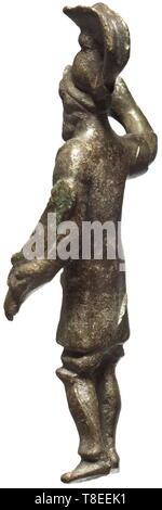 Eine römische Figur des Mars 1./2. Jahrhundert n. Bronze mit grüne Patina. Mars in voller Rüstung, in der Armbeuge seinen linken Arm ein Schwert, das Recht, ein ursprünglich einen Speer. Höhe 10,5 cm. Provenienz: Süddeutschen Privatsammlung, 1970er und später. historischen, historischen, römischen Reiches, antike, Antike, antike, Additional-Rights - Clearance-Info - Not-Available Stockfoto