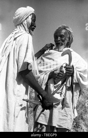 Afrikanische Stammesangehörige in Nigeria Dorf Afrika 1959 Westafrika Stockfoto