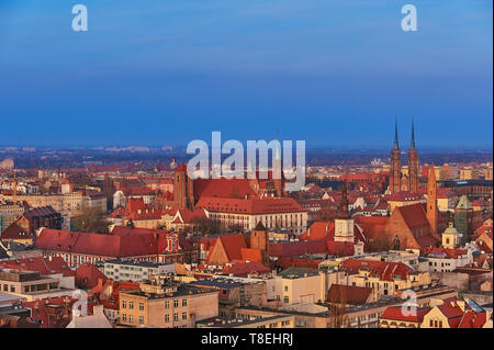 Luftaufnahme auf die Mitte der Stadt Wroclaw, Polen Stockfoto