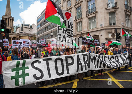 London, Großbritannien. 11. Mai 2019. Nationale Demonstration für Palästina. Tausende Aktivistinnen marschierten von Portland Place an Whitehall. Organisiert von der Palestine Solidarity Campaign, Stoppt den Krieg Koalition, Palästinensische Forum in Großbritannien, Freunde von al-Aqsa & Muslim Association in Großbritannien. Credit: Stephen Bell/Alamy Stock Foto Stockfoto