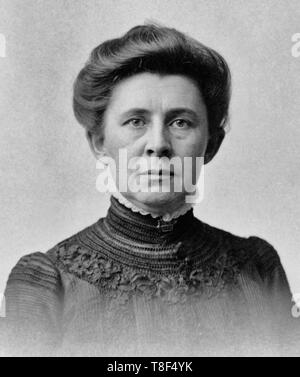 Ida M. Tarbell, circa 1904. Ida Tarbell war ein US-amerikanischer Schriftsteller, investigativer Journalist, Biograf und Dozent. Stockfoto