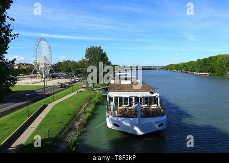 Frankreich, Vaucluse, Avignon, Oulle's Dock, Fluss, Kreuzfahrt auf der Rhone Stockfoto