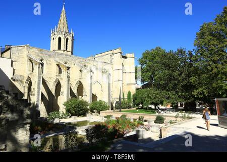 Frankreich, Vaucluse, Avignon, Square Agricol Perdiguier, Saint Martial Tempel, CNR MIG Ausstellung Stockfoto