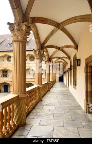 Deutschland, Baden Württemberg, Stuttgart, Schillerplatz, Württemberg Regional Museum (Landesmuseum Württemberg) in der alten Burg (altes Stiftsschloss), den Innenhof Stockfoto
