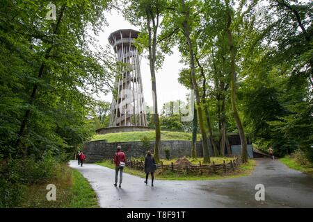 Schweiz, Kanton Waadt, Lausanne, Le Parc de la Tour de Sauvabelin, Bois observatoire financÚe Gleichheit des Fonds privÚs Stockfoto