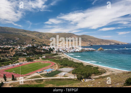 Paraporti Strand neben Chora Stadt auf der Insel Andros, Griechenland Stockfoto