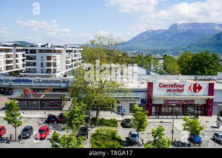 Carrefour Markt, dem wirtschaftlichen Zentrum, Annecy, Haute-Savoie, AURA, Frankreich Stockfoto