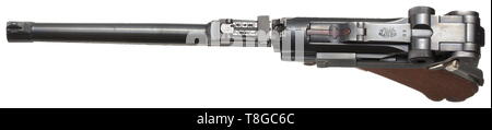 Ein Werle Prototyp Parabellum Artillerie, cal. 7.63 mm Mauser Nr. 2309. Deutsche Nachweis mark 2009. Spiegel - wie der Bohrung, Länge 200 mm. Tangente Kimme auf Fass skaliert 1 - 8. Komplette, tief schwarz. Kleine Teile blau und gelb. Nussbaum dunkel grip Panels mit checkering. Magazin mit Holzsockel. Schulter Lager. Komplette in Schatulle mit Intarsien mit grünem Filz. Die Waffe serviert Büchsenmacher Herbert Werle als Prototyp für einen späteren Mini Serie eines parabellum Pistole cal. 7.63 Mauser und wurde aus einer Pistole 08 entwickelt, DWM 1918. Originale Hersteller anmelden, Additional-Rights - Clearance-Info - Not-Available Stockfoto