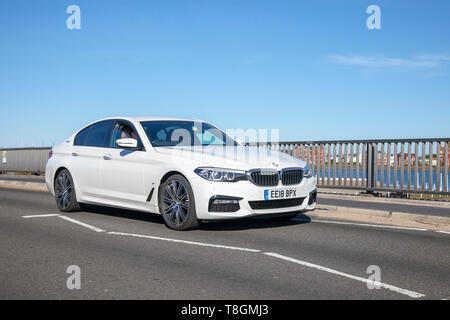 White 2018 BMW 530E M Sport Auto an der Strandpromenade, Southport, Merseyside, UK Stockfoto