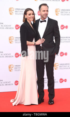 Foto muss Gutgeschrieben © Alpha Presse 079965 12/05/2019 Suranne Jones und Mann Laurence Akers Virgin Media BAFTA TV British Academy Television Awards Red Carpet Ankünfte 2019 in der Royal Festival Hall London Stockfoto