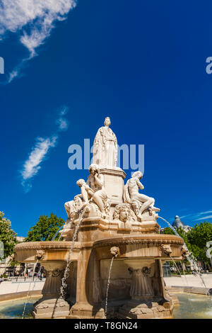 Detail von Pradier Brunnen im Esplanade Charles-de-Gaulle in Nimes, Frankreich Stockfoto