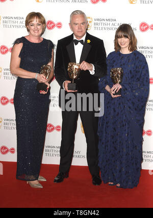 Foto © gutgeschrieben werden Alpha Presse 079965 12/05/2019 Claire Popplewell Huw Edwards Rosheen Archer Virgin Media BAFTA TV British Academy Television Awards Pressroom 2019 in der Royal Festival Hall London Stockfoto