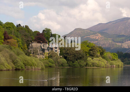 Blick Richtung Portinscale über Derwentwater vom Lingholm Immobilien, Cumbria, England, Großbritannien Stockfoto